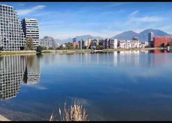 Apartmán Luxury Lake View Apartment Private Jacuzzi Tirana