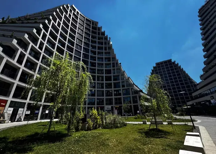 Luxury Lake View Apartment Private Jacuzzi *