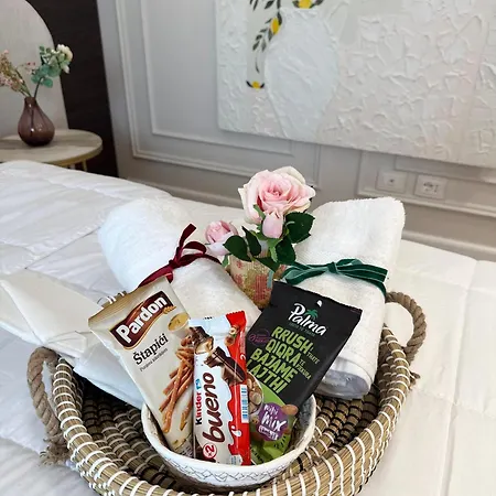 Luxury Lake View Apartment Private Jacuzzi * Tirana