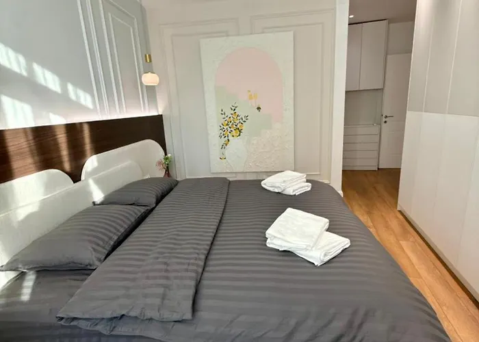 Luxury View Private Jacuzzi Apartmán Tirana